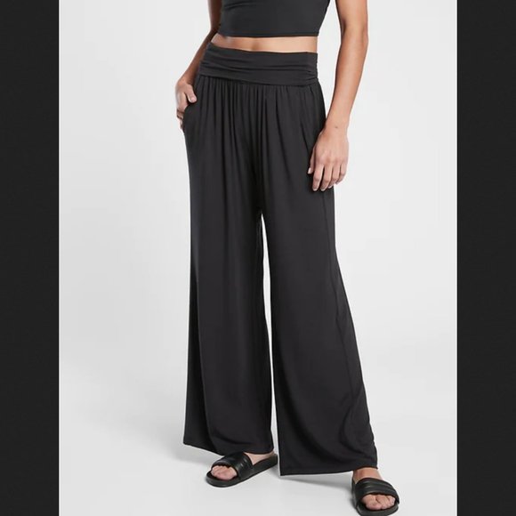 Athleta Pants - ATHLETA BLACK WIDE LEG STUDIO PANT